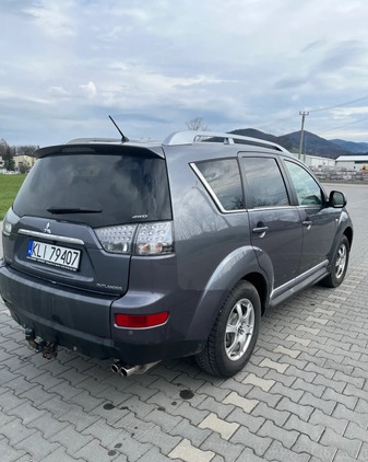 Mitsubishi Outlander cena 28900 przebieg: 227161, rok produkcji 2009 z Dobra małe 137